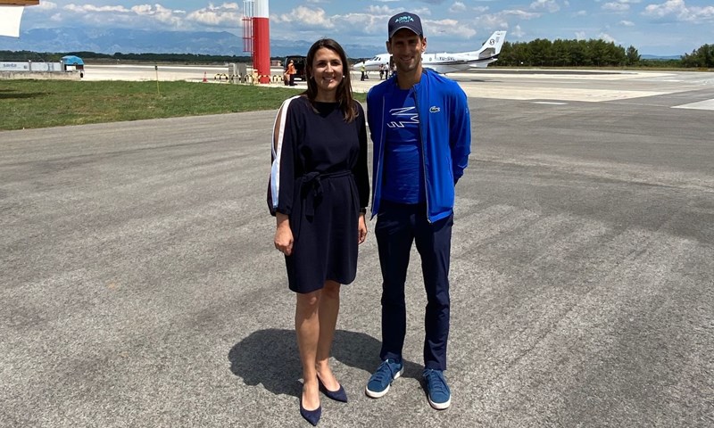 Novak Đoković sletio u Zadar: 'Dobro nam došli u Zadar i Hrvatsku, zahvalni smo što je Adria Tour u ovom gradu'