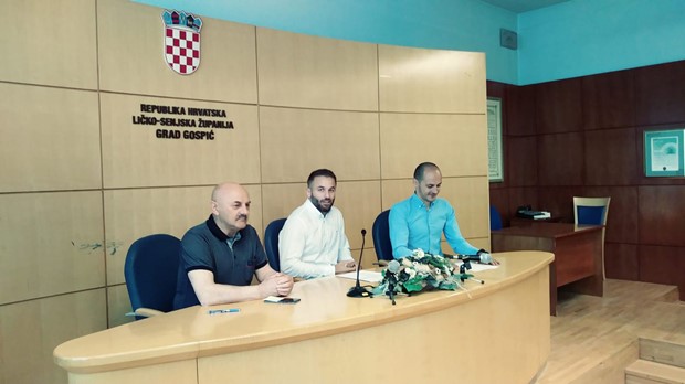 Predsjednik Možnik u Gospiću prisustvovao osnivanju Gimnastičkog kluba Lički Sokol