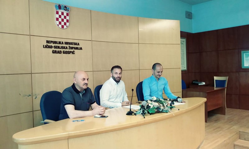 Predsjednik Možnik u Gospiću prisustvovao osnivanju Gimnastičkog kluba Lički Sokol