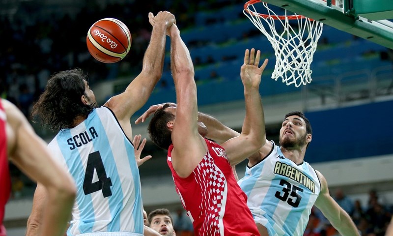 Varese pred potpisom s Luisom Scolom