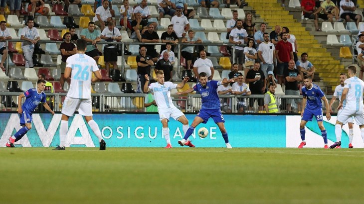 Rijeka ostaje na životu, blijedi Dinamo nastavio s neprepoznatljivim nastupima