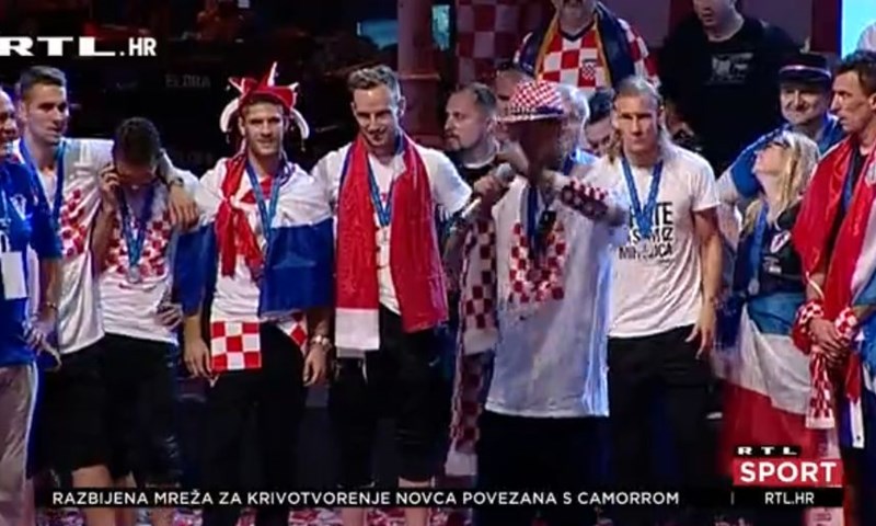 [VIDEO] Prošle su dvije godine od najluđeg i najdužeg dočeka u povijesti, Vatreni su satima putovali do Trga
