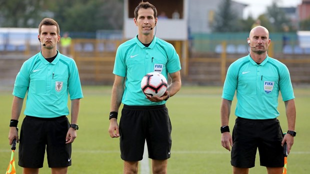 Duje Strukan sudi ključnu utakmicu zadnjeg kola između Osijeka i Lokomotive