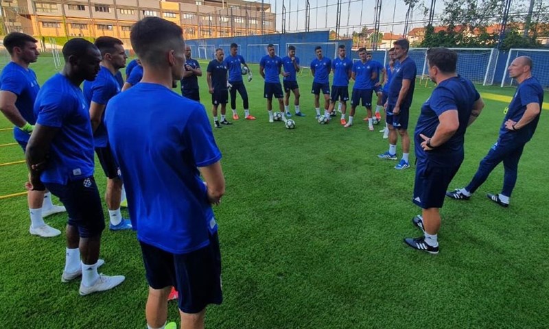 Dinamo krenuo s pripremama za novu sezonu, 20 igrača pojavilo se na prvom treningu