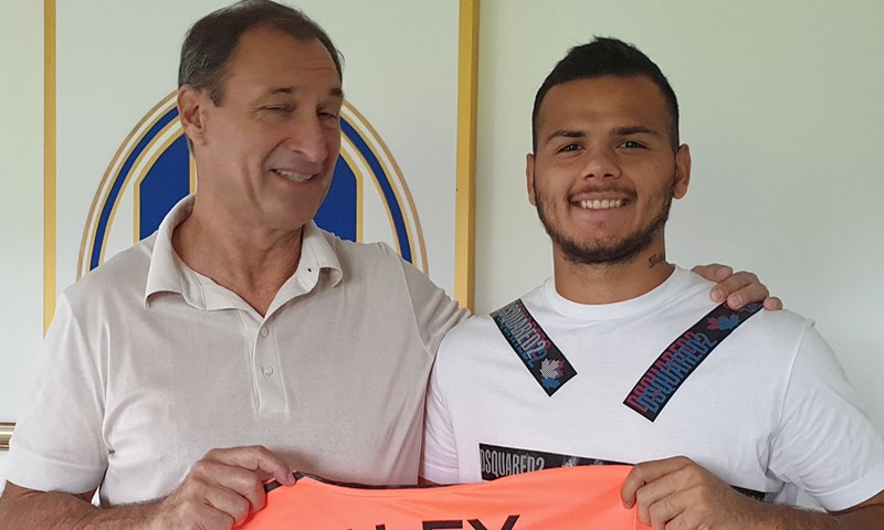 Alex dos Santos: 'Veliki broj ljudi u Španjolskoj navijat će za Lokomotivu protiv Rapida'