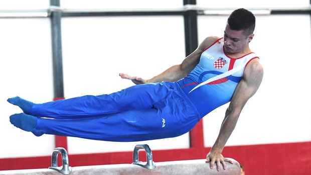 Jovičić i Vlahek izborili finale gimnastičkog SK u Kairu!