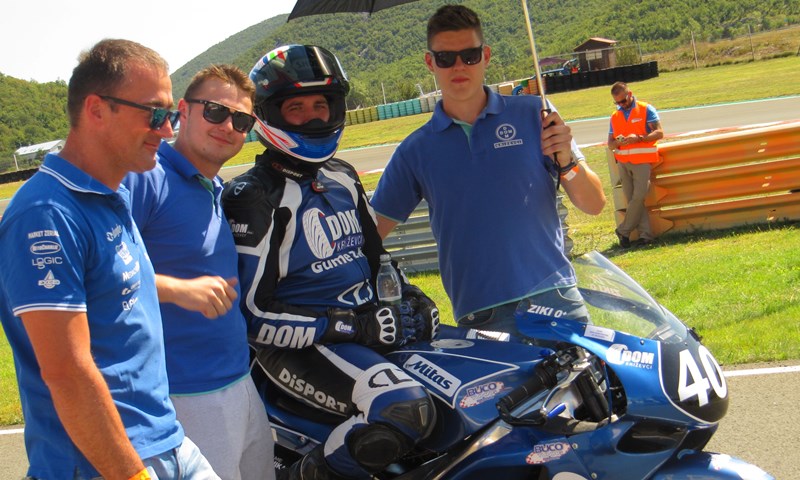 Izvrsne vožnje 77 motociklista na Grobniku