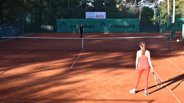 Ekspanzija ženskoga tenisa u Međugorju: Naslov najboljih ponijele Maja Dodig i Lauren C. Vasilj