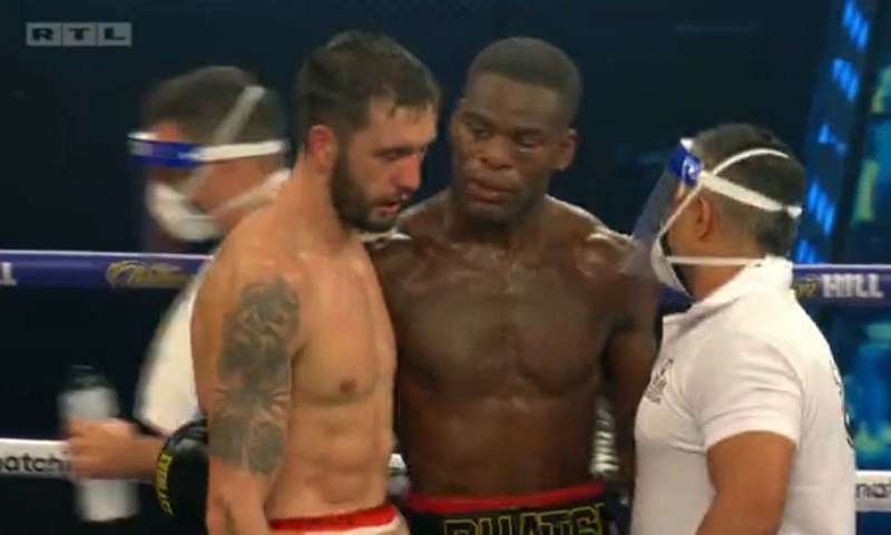[VIDEO] Buatsi serijom udaraca porazio Čalića