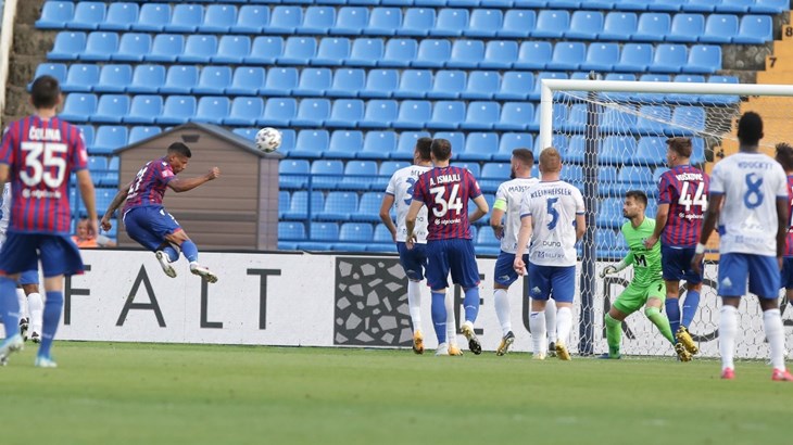 Dinamo demantirao slanje službene ponude Hajduku za Jaira