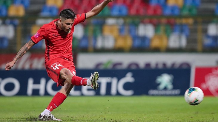 Kako riješiti problem ponavljanja izvođenja jedanaesteraca?