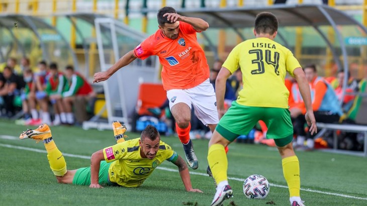 Mateo Lisica stavio potpis na profesionalni ugovor s Istrom 1961