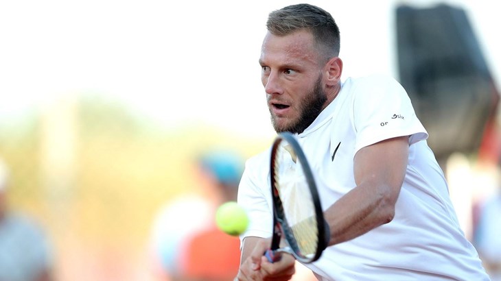 Galović u hrvatskom dvoboju izbacio Ajdukovića na turniru u Oeirasu