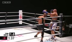 [VIDEO] Pokušaj Tysonovog ozbiljnijeg napada udarcima u tijelo