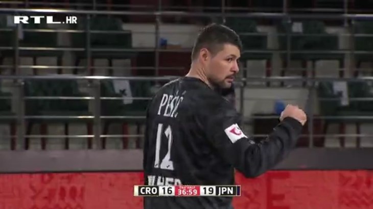 [VIDEO]  Pešić obranama primiče Hrvatsku
