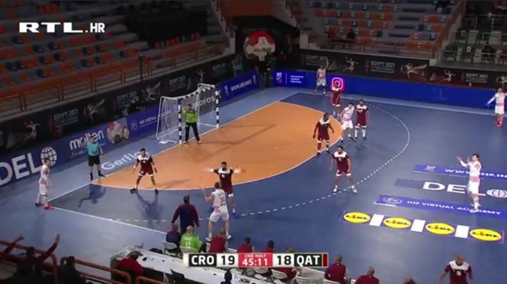 [VIDEO] Zlaja lobom zabio vrlo važan pogodak!