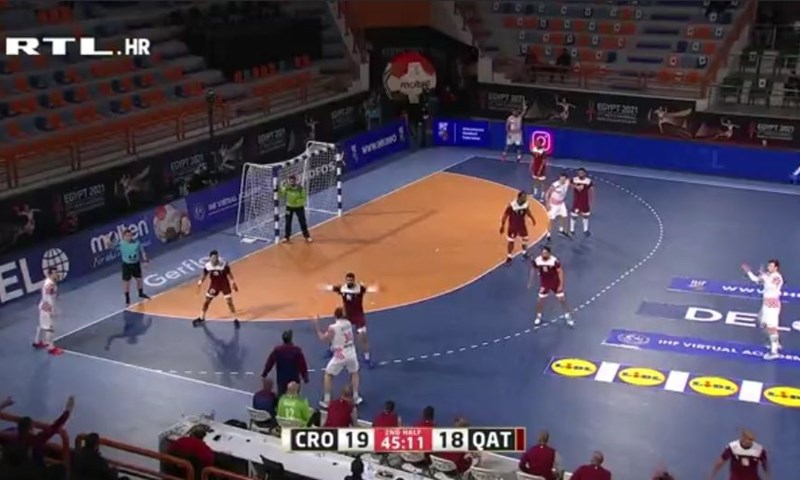 [VIDEO] Zlaja lobom zabio vrlo važan pogodak!