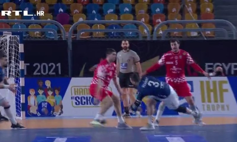 [VIDEO] Pizarro sjajnim potezom vodi Argentinu na 4:0 i tjera Červara na time-out