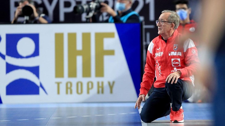 [VIDEO] Lino Červar nakon šoka najavio odlazak: 'Nisam spreman za ići dalje, žao mi je da ovako odlazim'