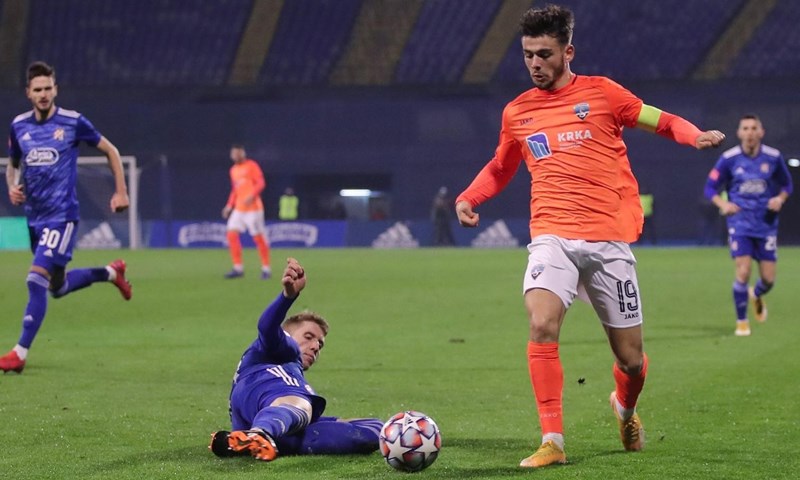 Marko Bulat stavio potpis na višegodišnji ugovor s Dinamom