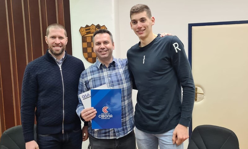 Roko Prkačin potpisao trogodišnji ugovor s Cibonom
