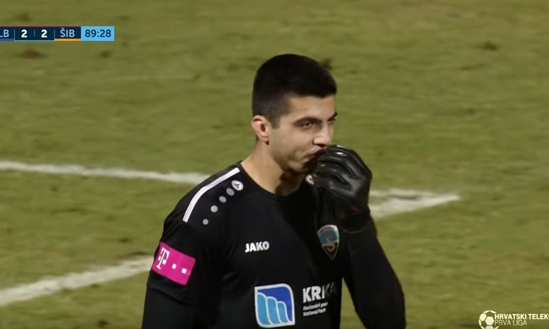 Pogledajte najbolje obrane kola HT Prve lige, Labrović izludio Knölla