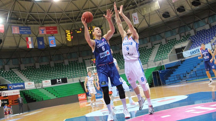 Cibona slavila protiv Alkara, 70 posto ubačaja za tricu Sinjana