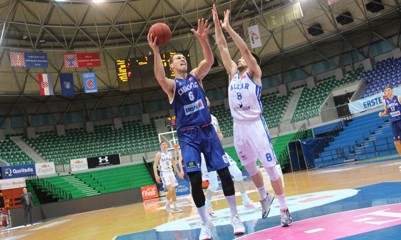 Cibona slavila protiv Alkara, 70 posto ubačaja za tricu Sinjana