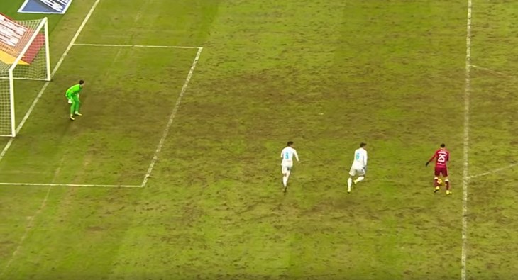 Pogledajte kako se Makarov poigrao s Lovrenom i Santosom i donio pobjedu Rubinu