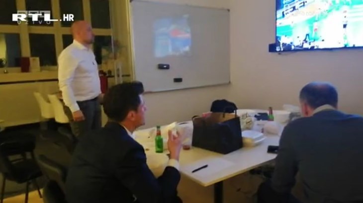 [VIDEO] Ekipa iz emisije je vrlo emotivno pratila utakmicu