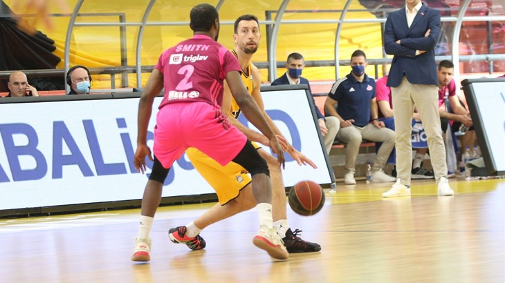 Ukić briljirao u pobjedi protiv Mege, Cibona ispustila FMP