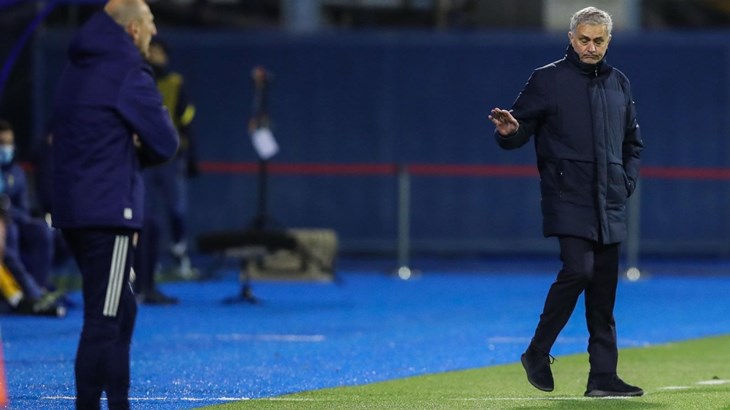 Mourinho: 'Ljudi misle da mogu ravnopravno razgovarati o nogometu s jednim od najvažnijih trenera'
