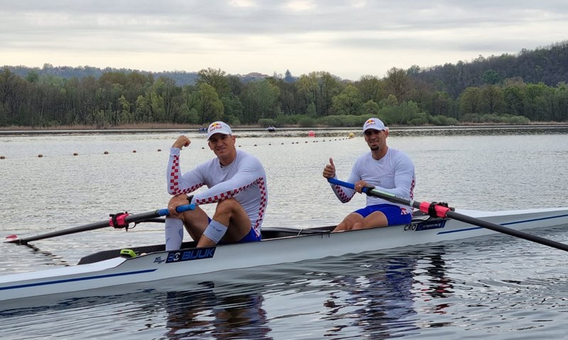Sinkovići upisali pobjedu i u polufinalu u Luzernu, slijedi nedjeljno finale