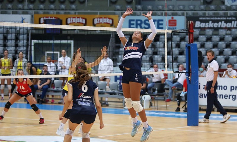 Krenulo doigravanje Superlige odbojkaša i odbojkašica, Split iznenadio Mursu