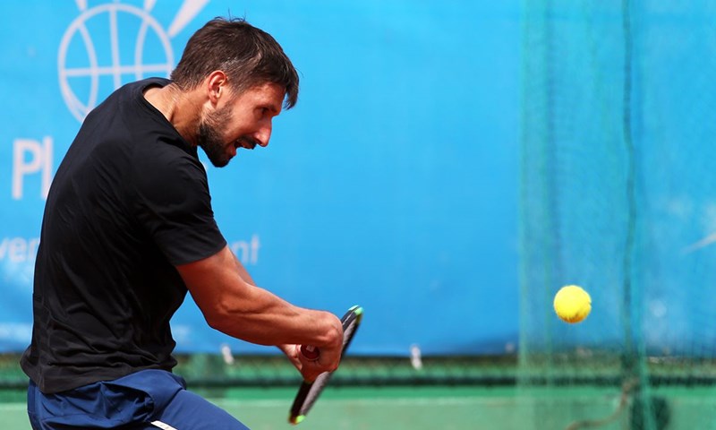 Trojica Hrvata u akciji, samo Kekez preskočio prvu prepreku
