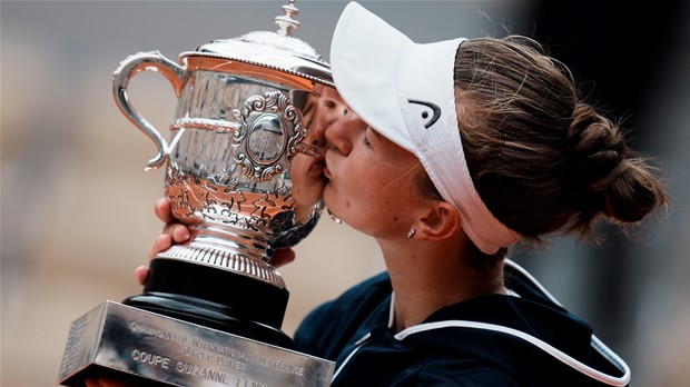 Krejčikova osvojila Roland-Garros za svoju prvu Grand Slam titulu!