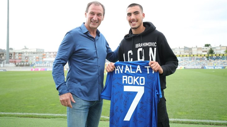 Roko Šimić stavio potpis na trogodišnji ugovor s RB Salzburgom