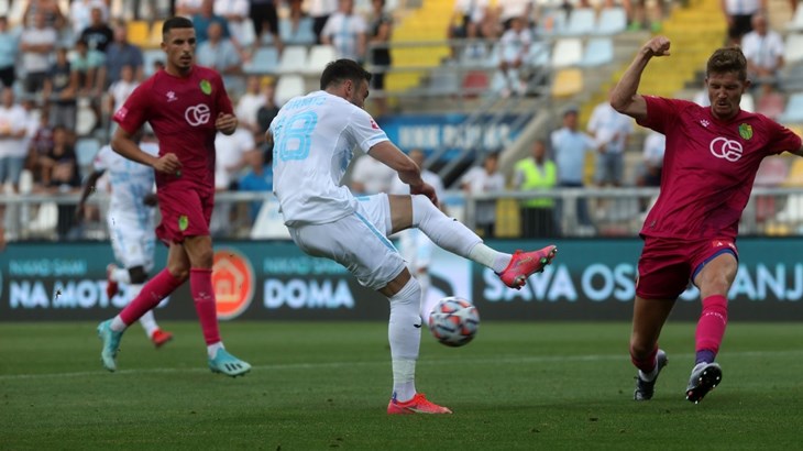 Dva gola Drmića za nova tri boda Riječana