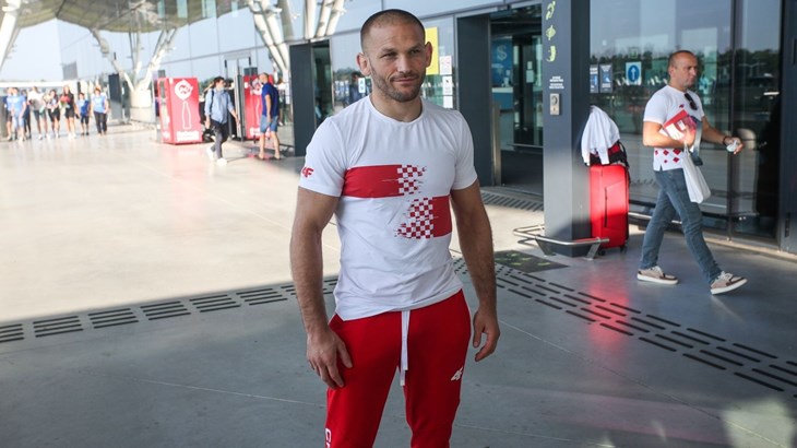 Božo Starčević preko Armenca s bugarskom putovnicom do četvrtfinala