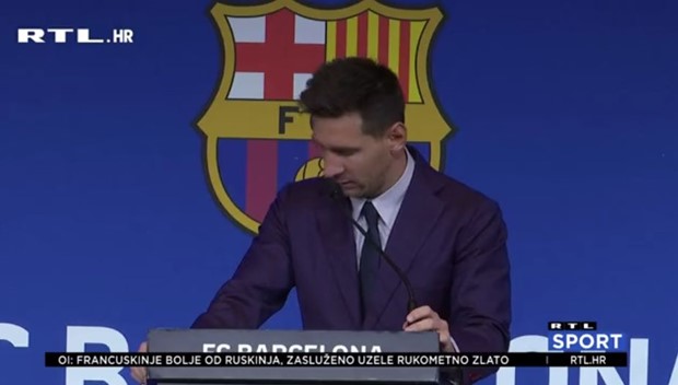 [VIDEO] Leo Messi u suzama se oprostio od Barcelone i krenuo prema PSG-u