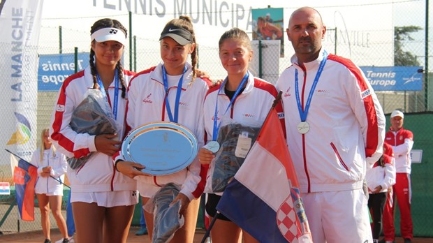Mlade hrvatske tenisačice osvojile srebro na Europskom prvenstvu