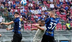Inter krenuo u obranu naslova uvjerljivom pobjedom protiv Genoe