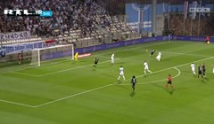 [VIDEO] Panika pred Prskalom, okvir gola dvaput spasio Rijeku!