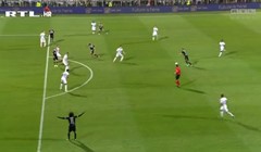 [VIDEO] Vrhovi prstiju Prskala i greda spriječili drugi pogodak PAOK-a