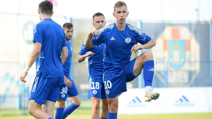 Lovro Zvonarek i službeno je novi igrač Bayerna