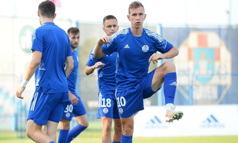 Lovro Zvonarek i službeno je novi igrač Bayerna