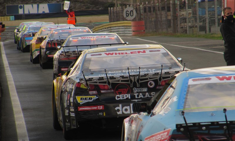 Favoriti slavili u prvim utrkama NASCAR-a na Grobniku