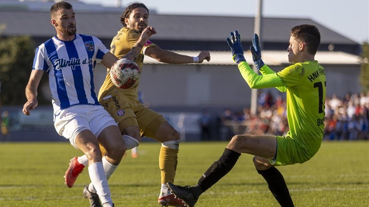 Hajduk gubio, ali na kraju uz nešto muke svladao Primorac u Biogradu