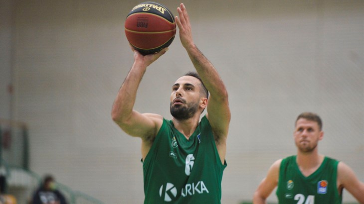 Rok Stipčević sjajnom šuterskom partijom srušio Mornar!