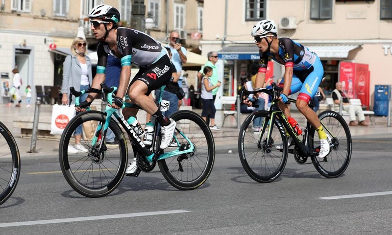 Stephen Williams obranio crvenu majicu i slavio na CRO Raceu